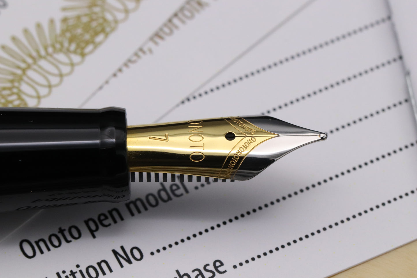 Onoto Magna Charles Dickens Nickleby Limited Edition Fountain Pen