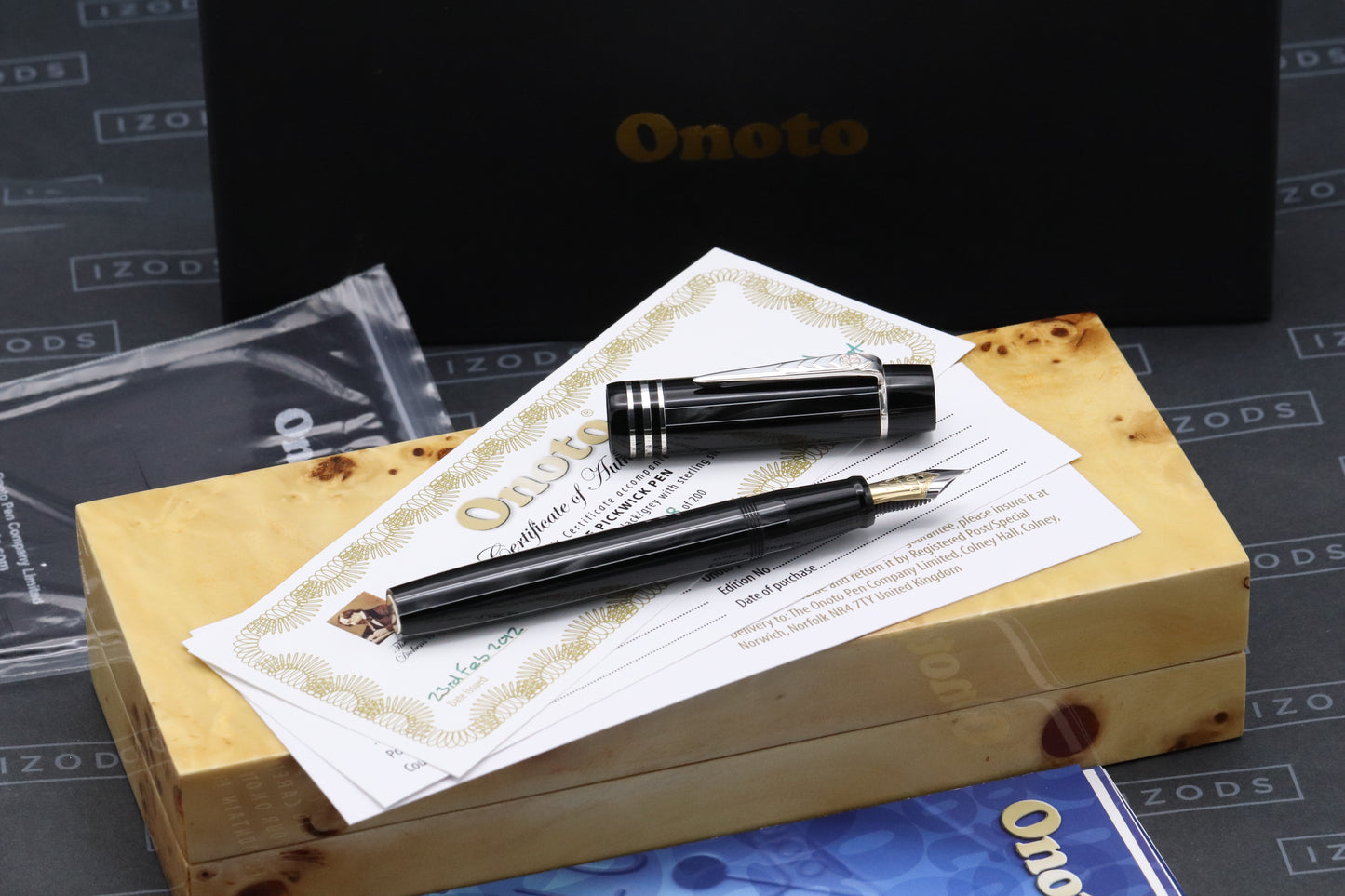 Onoto Magna Charles Dickens Pickwick Limited Edition Fountain Pen