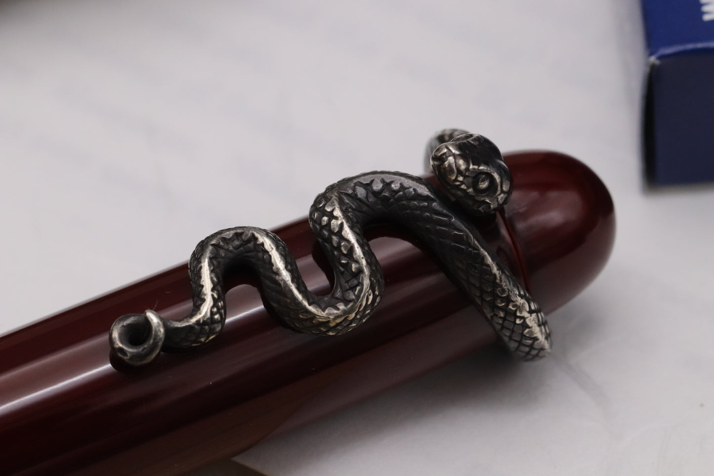 Nakaya Long Cigar Aka-Tamenuri Fountain Pen with Snake Stopper - UNUSED