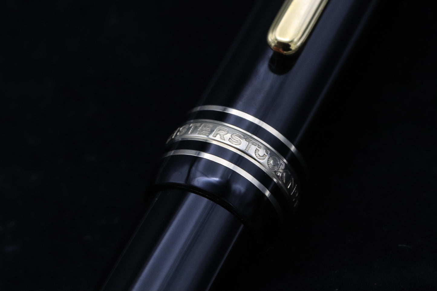 Montblanc Meisterstuck LeGrand Gold Line Fountain Pen - 1991 - NEVER INKED - EF