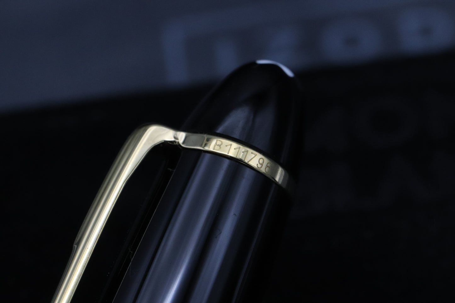 Montblanc Meisterstuck LeGrand Gold Line Fountain Pen - 1991 - NEVER INKED - EF