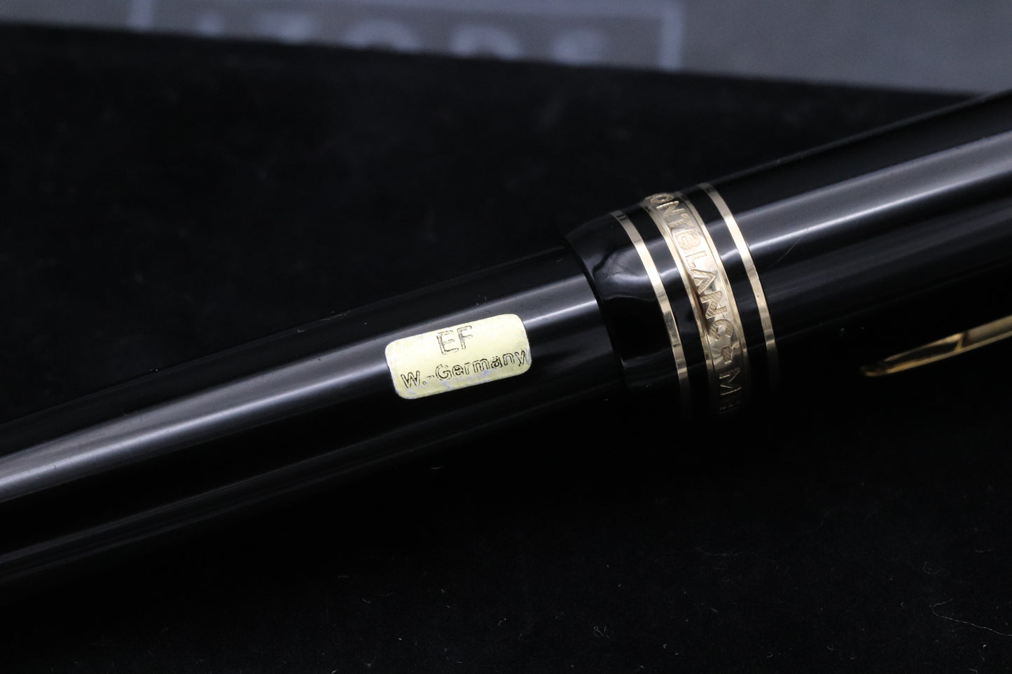 Montblanc Meisterstuck LeGrand Gold Line Fountain Pen - 1991 - NEVER INKED - EF