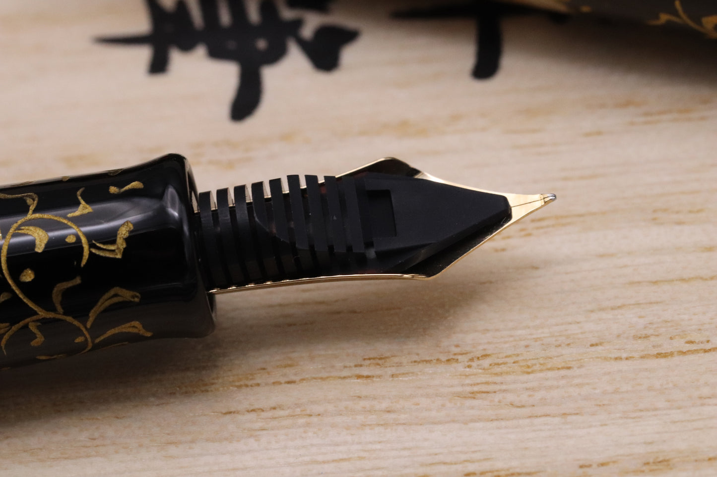Nakaya Piccolo Cigar Housoge Black Colourful Lines Fountain Pen - UNUSED - Bi-Tone Soft Fine Nib