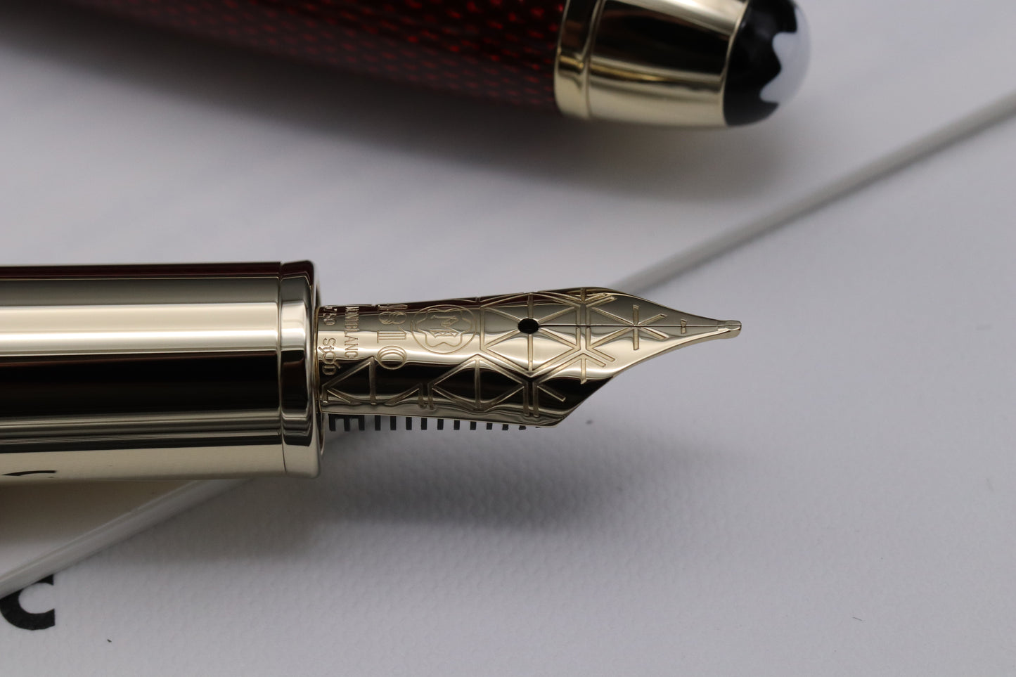 Montblanc Meisterstück LeGrand Golden Hour Solitaire Fountain Pen - UNUSED