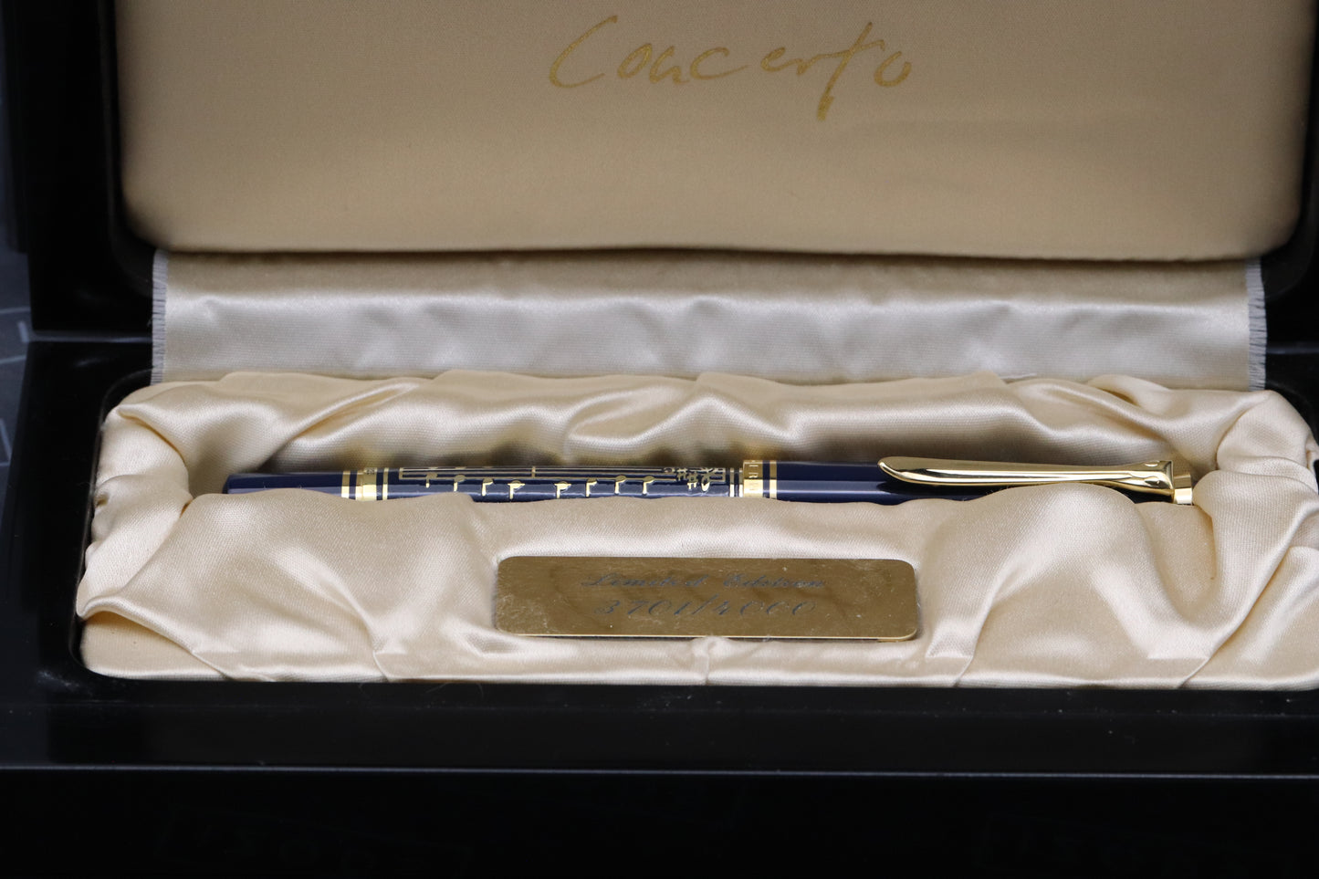 Pelikan Souveran M800 Concerto Limited Edition Fountain Pen