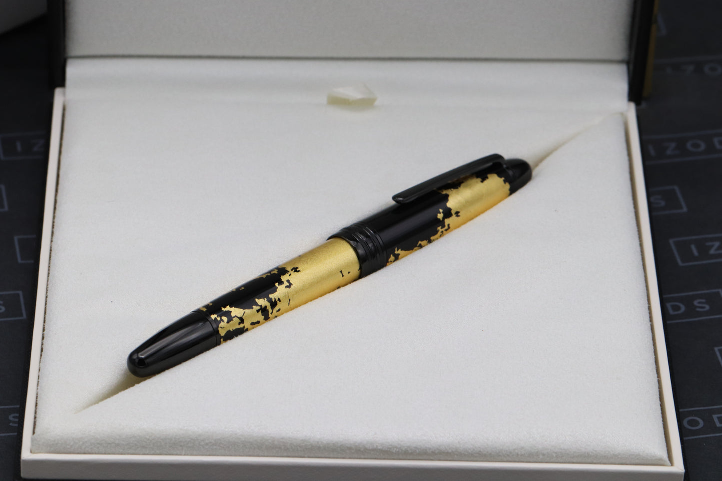 Montblanc Meisterstuck 146 LeGrand Solitaire Gold Leaf Fountain Pen - UNUSED