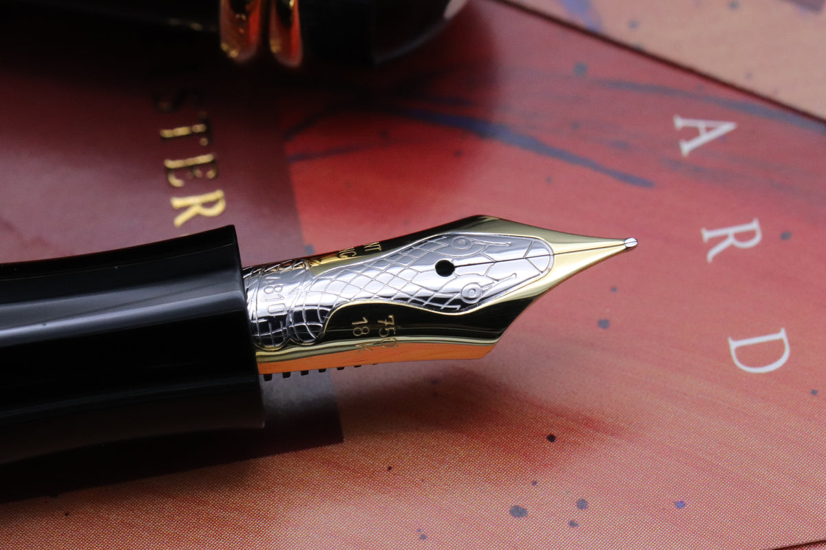 Montblanc Writers Edition Agatha Christie Vermeil Fountain Pen - NEVER INKED