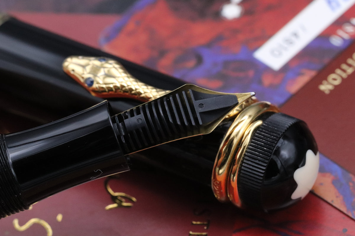 Montblanc Writers Edition Agatha Christie Vermeil Fountain Pen - NEVER INKED