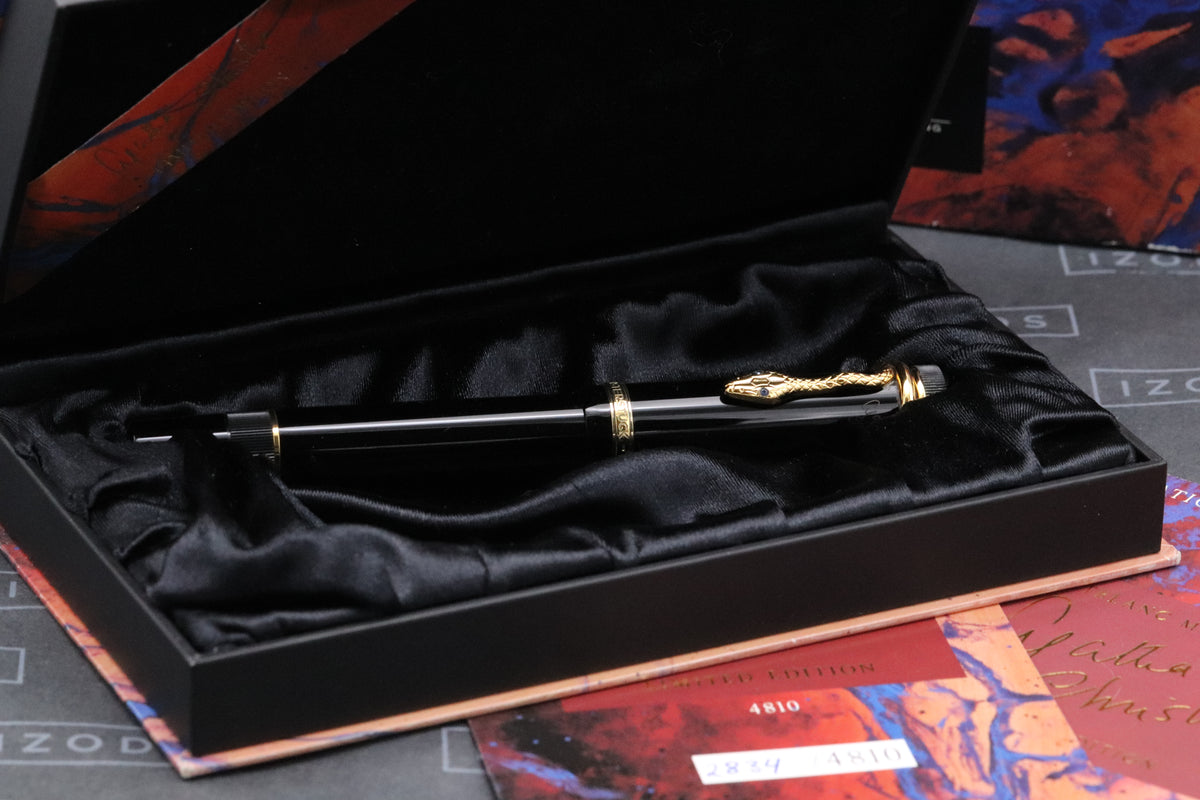 Montblanc Writers Edition Agatha Christie Vermeil Fountain Pen - NEVER INKED