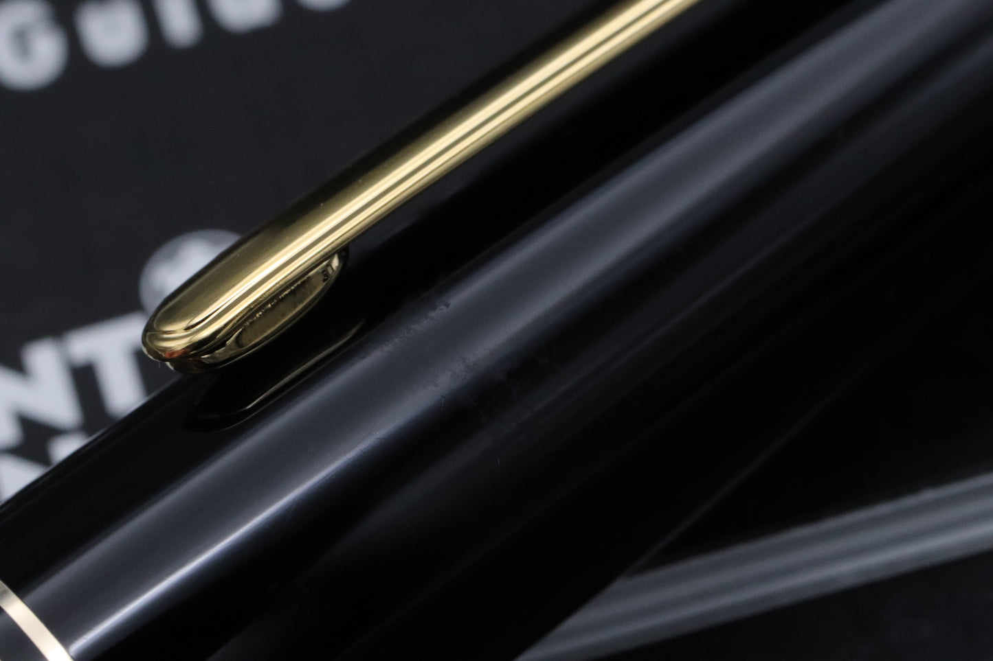 Montblanc Meisterstuck 147 Traveller Gold Coated Fountain Pen with Pouch