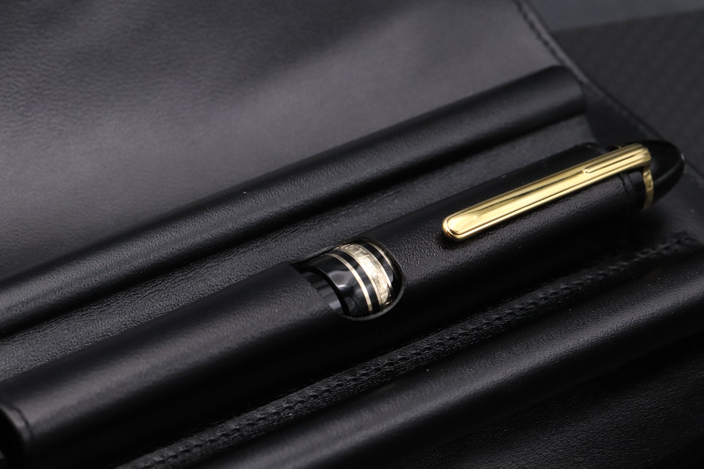 Montblanc Meisterstuck 147 Traveller Gold Coated Fountain Pen with Pouch