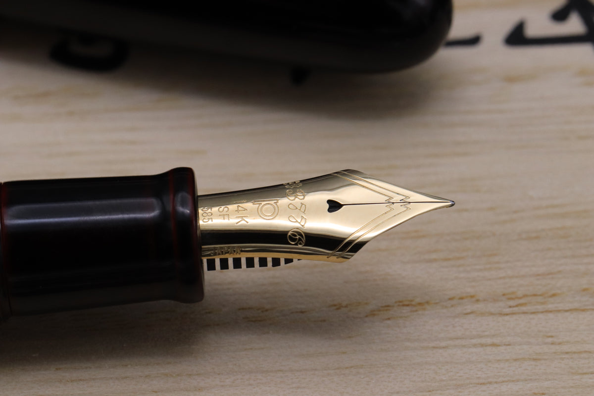 Nakaya Portable Cigar Aka-Tamenuri Fountain Pen with Platinum 3776 SF Nib