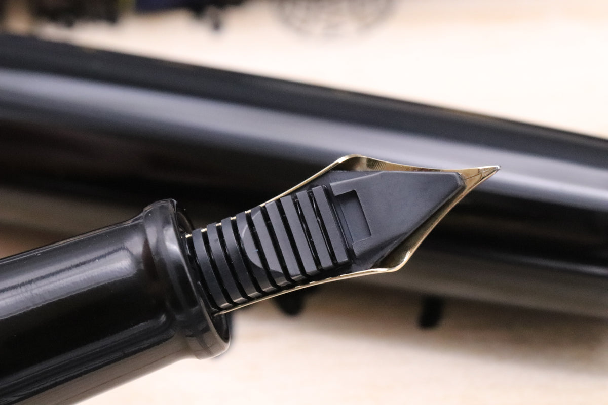 Nakaya Piccolo Cigar Kuro-Roiro Fountain Pen - INKED ONCE - Ultra EF Nib