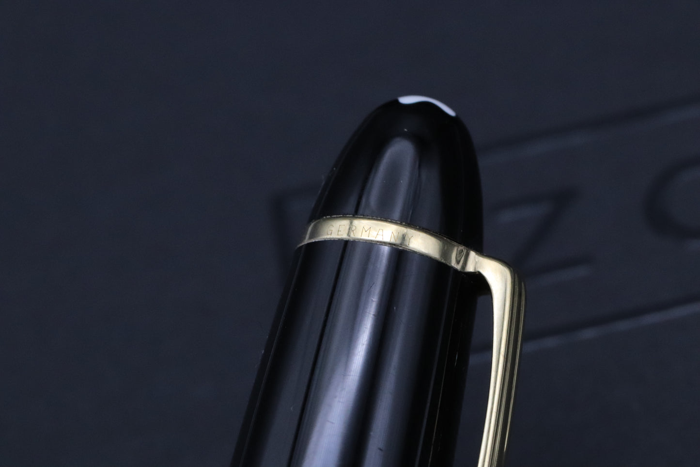 Montblanc Meisterstuck 162 LeGrand Gold Coated Rollerball Pen