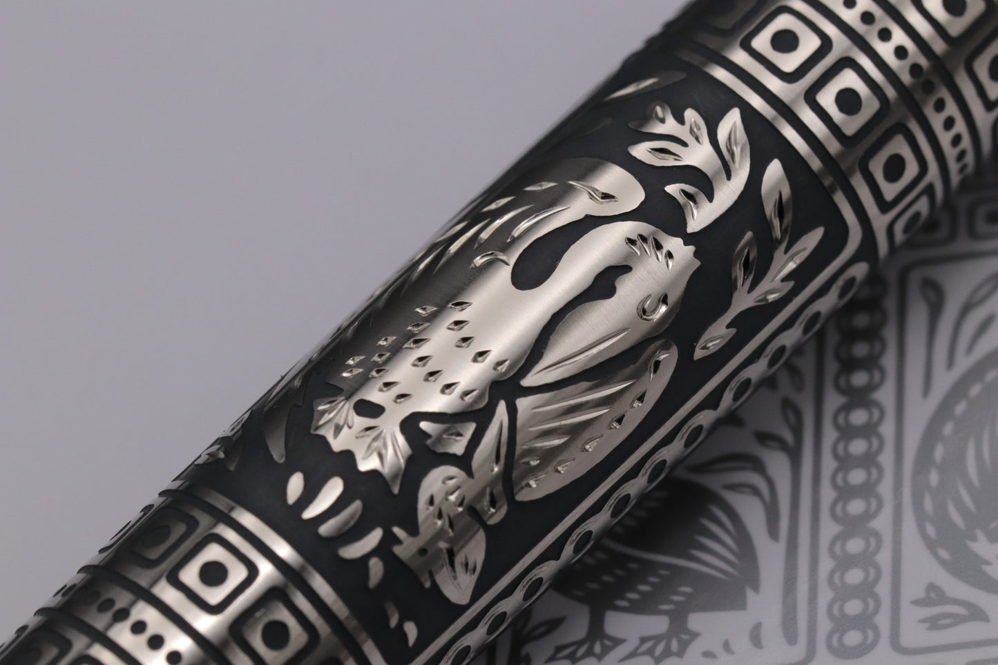 Pelikan Souveran M910 Toledo White Special Edition Fountain Pen - EF Nib