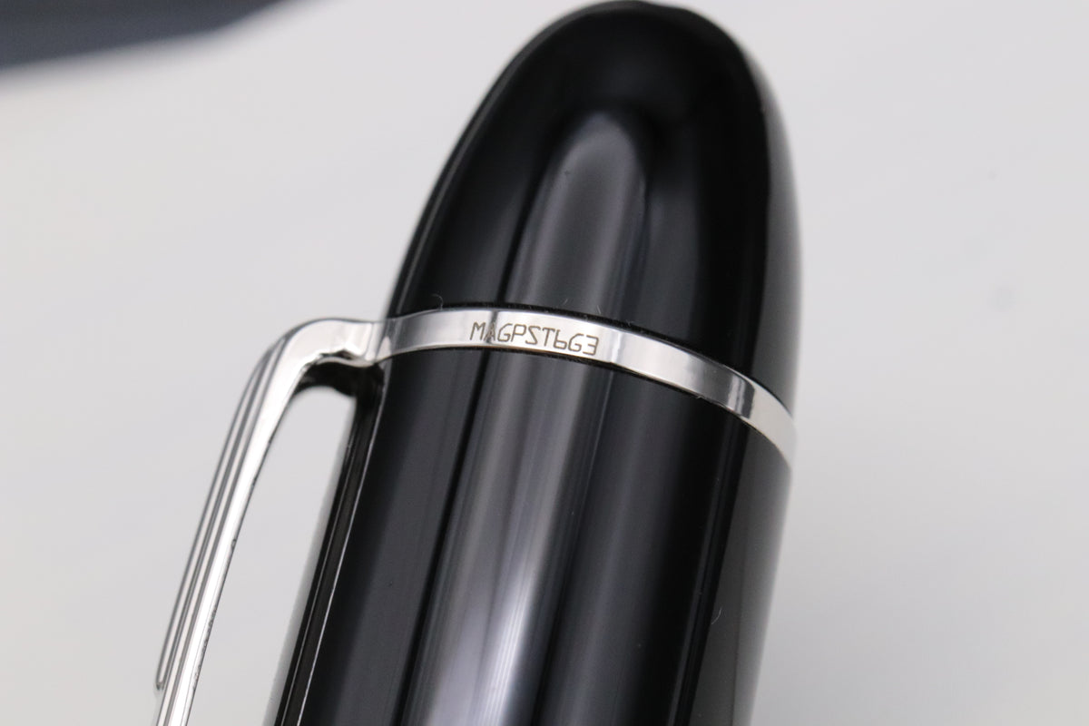 Montblanc Meisterstuck 149 Platinum-Coated Fountain Pen - UNUSED - Fine Nib