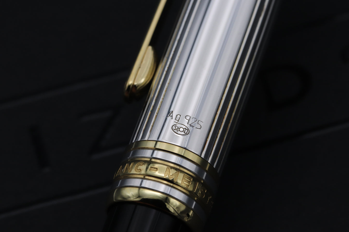 Montblanc Meisterstuck 164 Classique AG925 Pinstripe Doue Ballpoint Pen