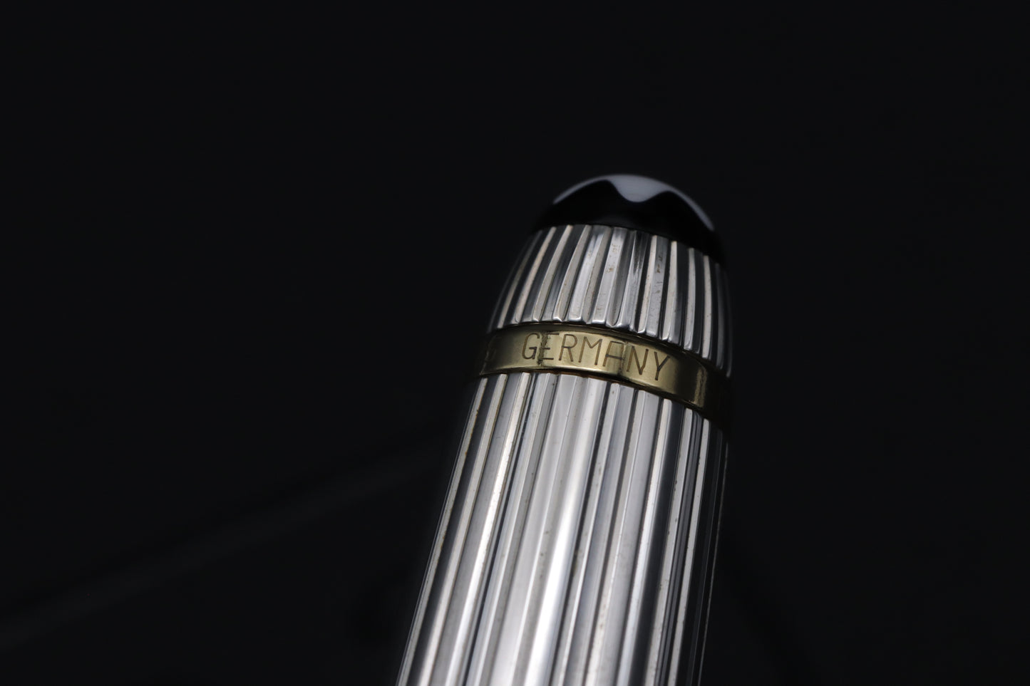 Montblanc Meisterstuck 164 Classique AG925 Pinstripe Doue Ballpoint Pen