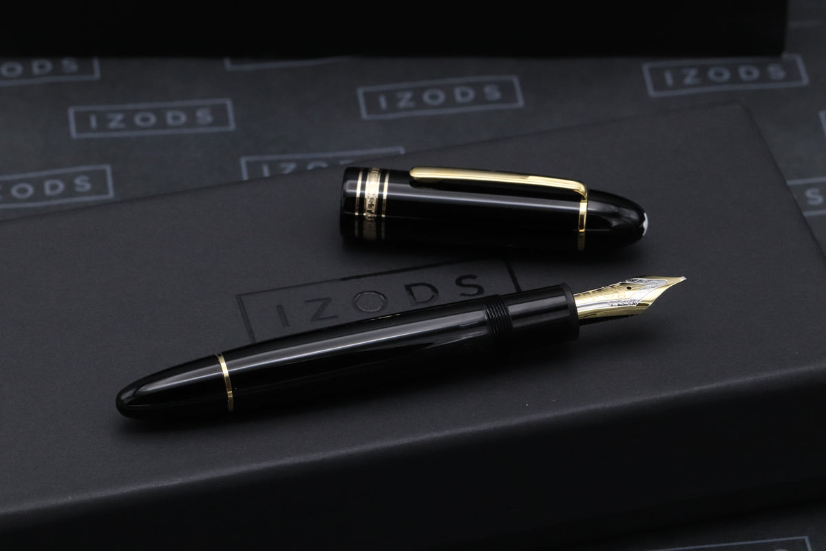 Montblanc Meisterstuck 149 Gold-Coated Fountain Pen - OB Nib