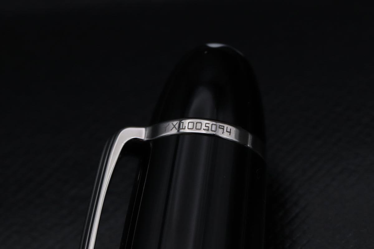 Montblanc Meisterstuck 146 LeGrand Platinum Coated Fountain Pen