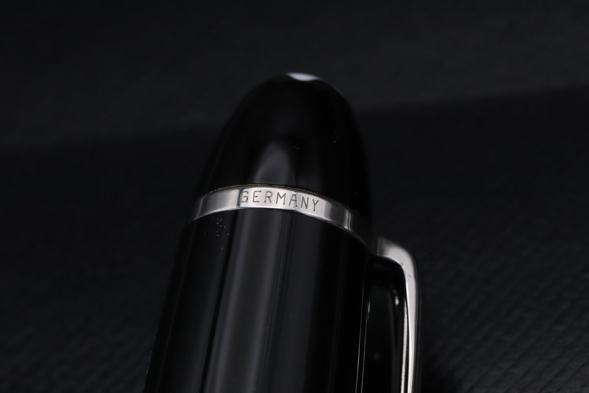Montblanc Meisterstuck 146 LeGrand Platinum Coated Fountain Pen