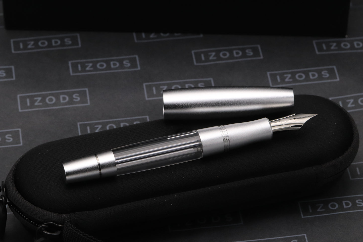 Gravitas Monster Aluminium Fountain Pen - UNUSED - #8 EF Nib