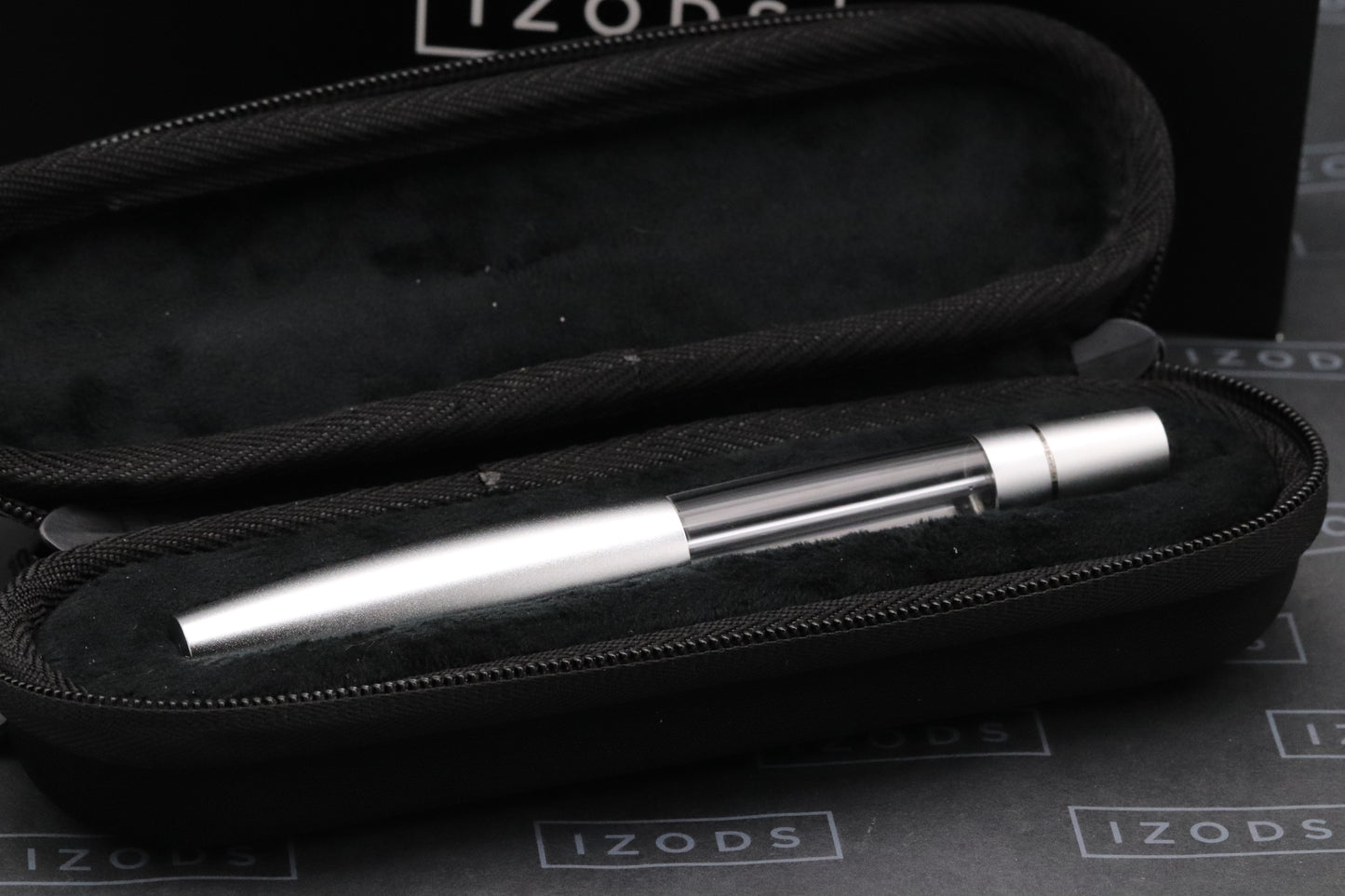 Gravitas Monster Aluminium Fountain Pen - UNUSED - #8 EF Nib