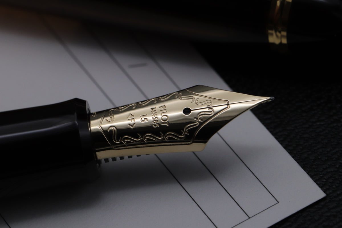Pilot Custom 823 Amber Fountain Pen
