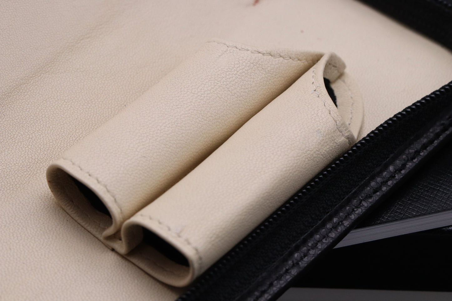Montblanc Two Pen La vie de Boheme Black Leather Pouch