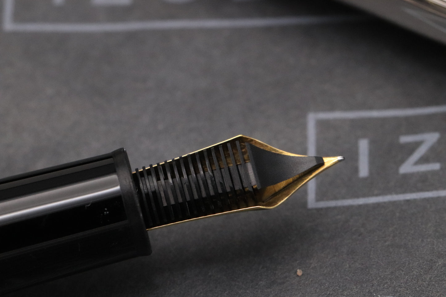 Montblanc Meisterstück 146 LeGrand Sterling Silver Pinstripe Fountain Pen - EF Nib