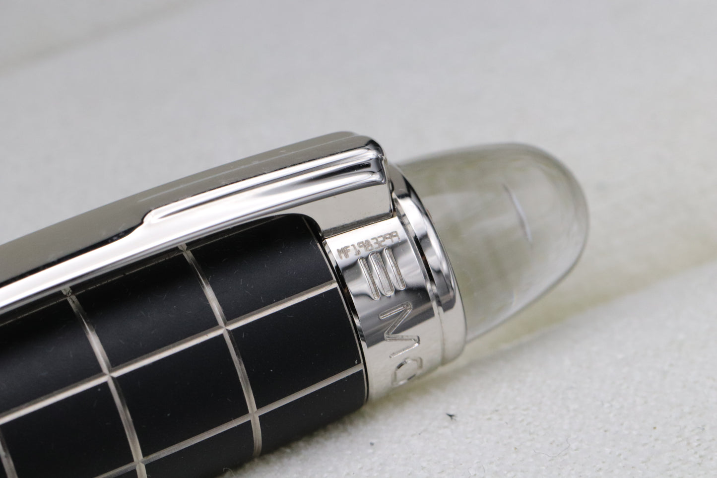 Montblanc Starwalker Rubber Platinum Fountain Pen - Serviced by MB Nov 2025