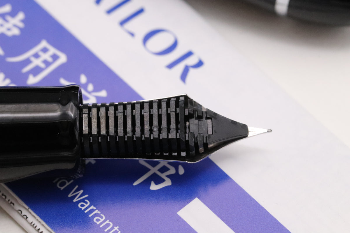 Sailor 1911L Ringless Simply Black Fountain Pen - EF Nib