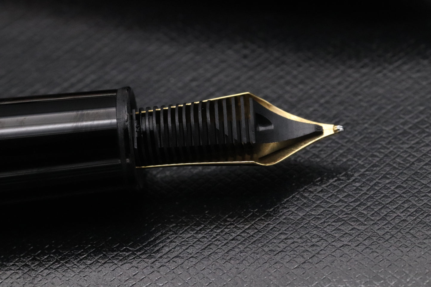 Montblanc Meisterstuck 146 LeGrand Platinum Facet Fountain Pen