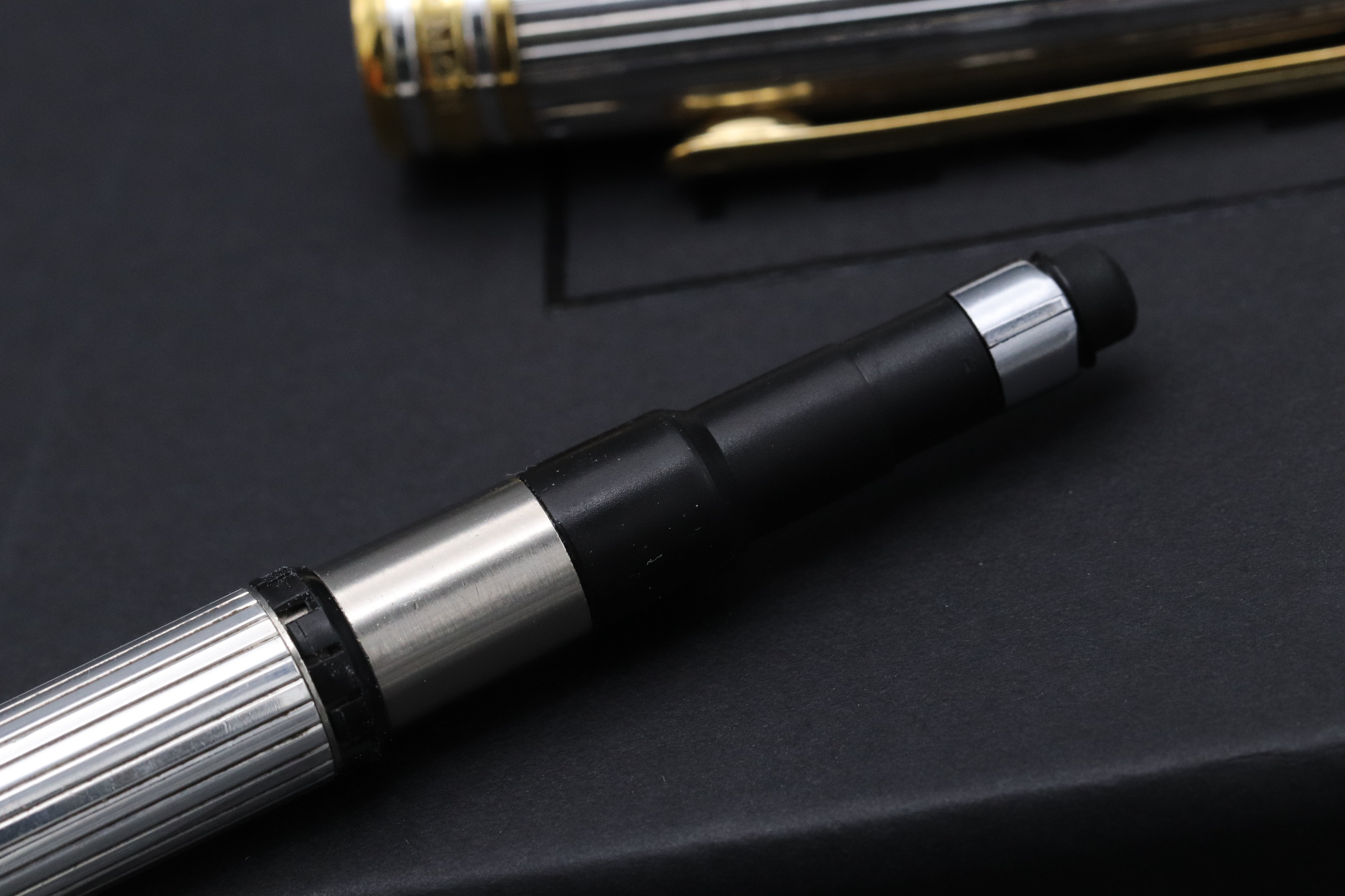 Montblanc Meisterstuck 165 Classique AG925 Pinstripe Solitaire