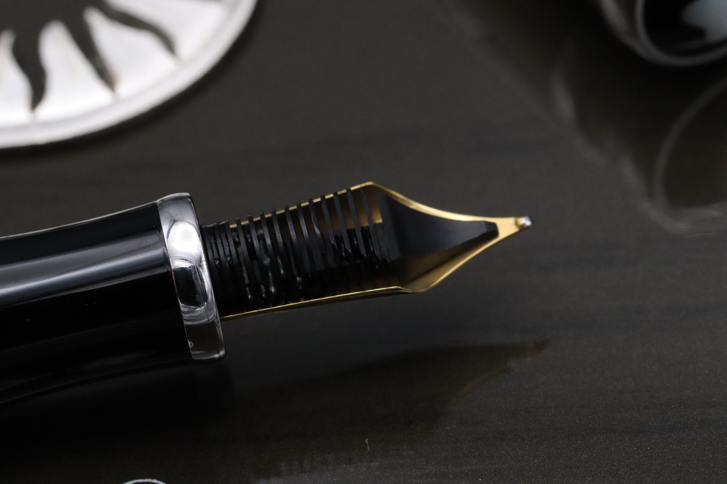 Montblanc Patron of Art Nicolaus Copernicus 888 Fountain Pen - NEVER INKED
