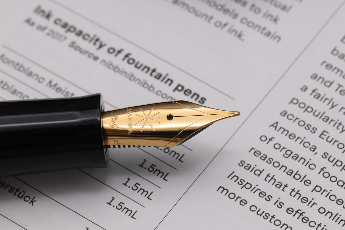 Maiora Alpha Nera Red Gold Fountain Pen