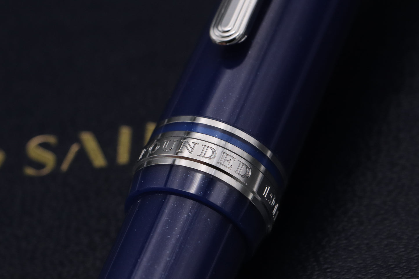 Sailor Professional Gear Sunset Over The Ocean Fountain Pen