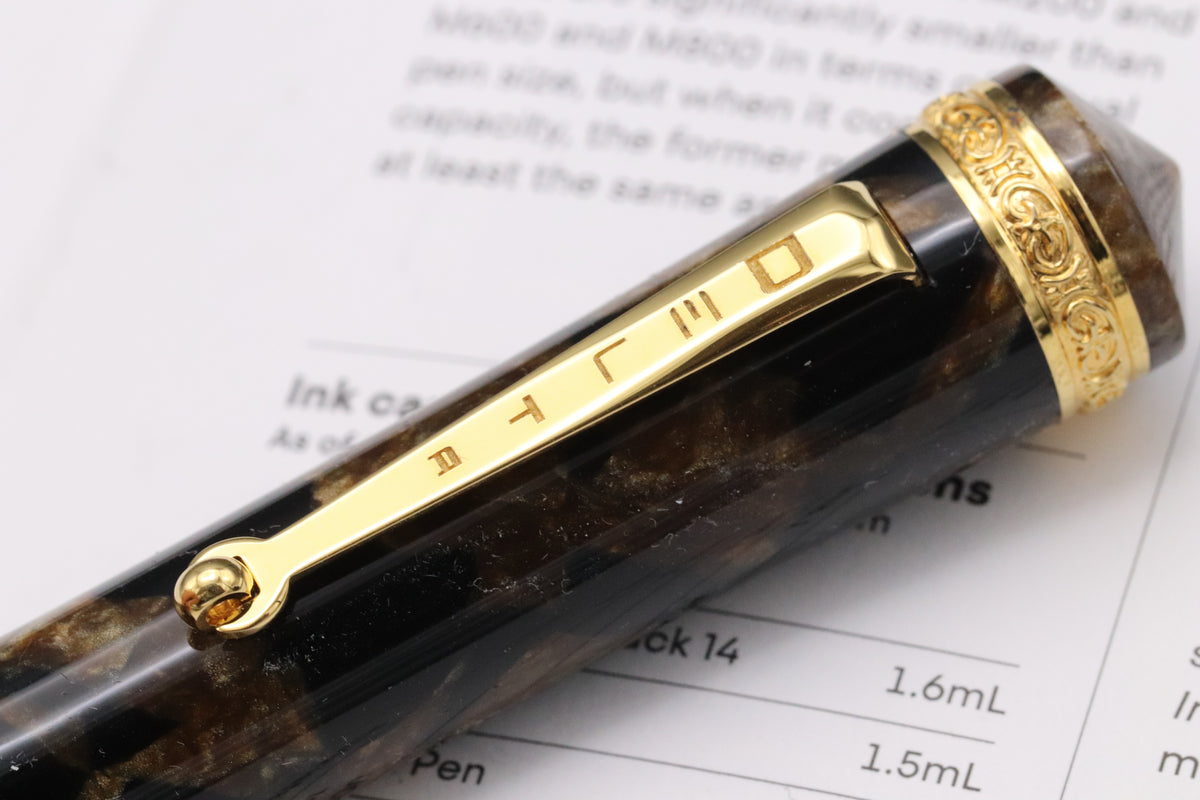 Delta 39+1 Write Balance Limited Edition Celluloid Fountain Pen - 18k Extra Fine Nib