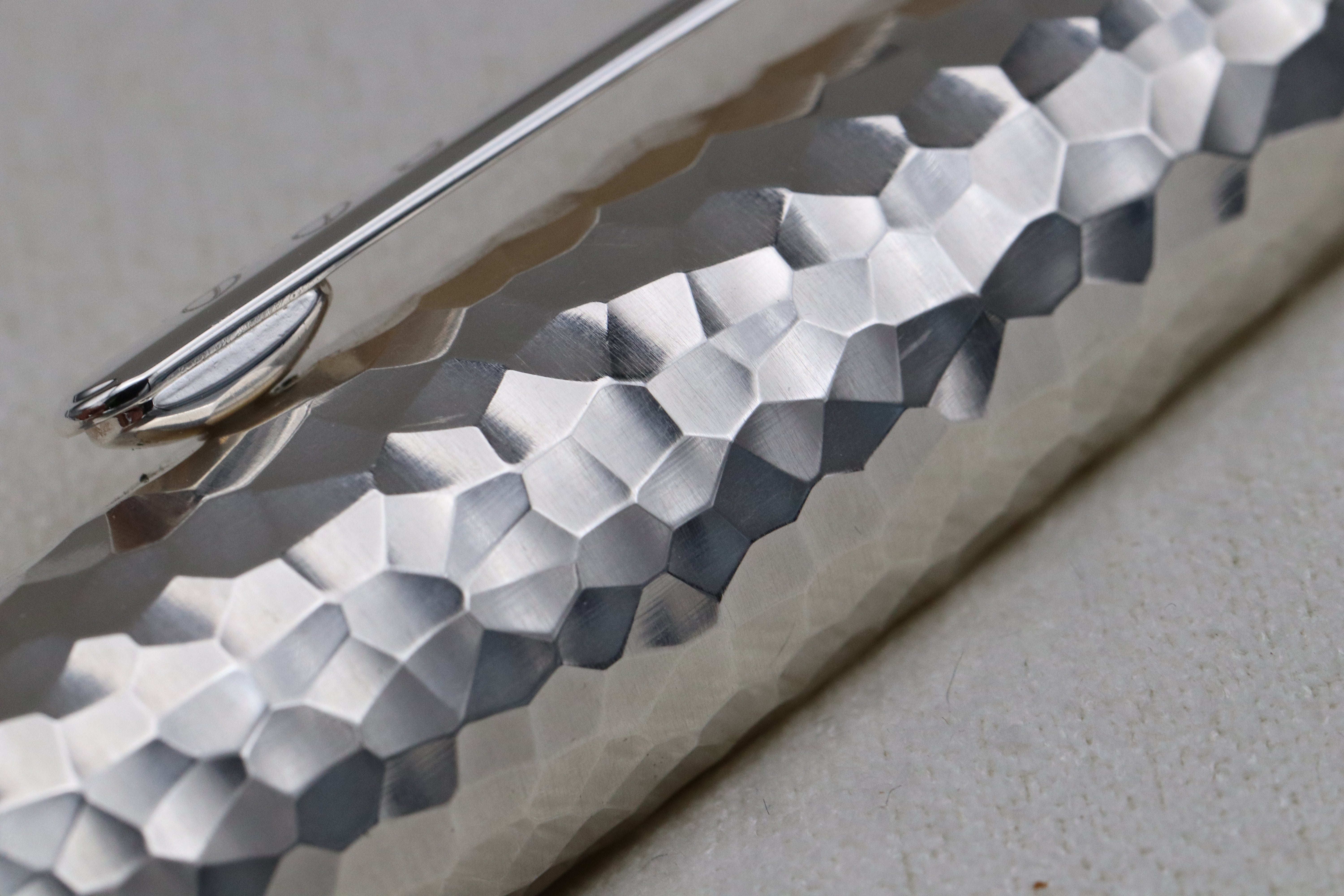 Montblanc Meisterstuck LeGrand Martele Silver Rollerball Pen – IZODS