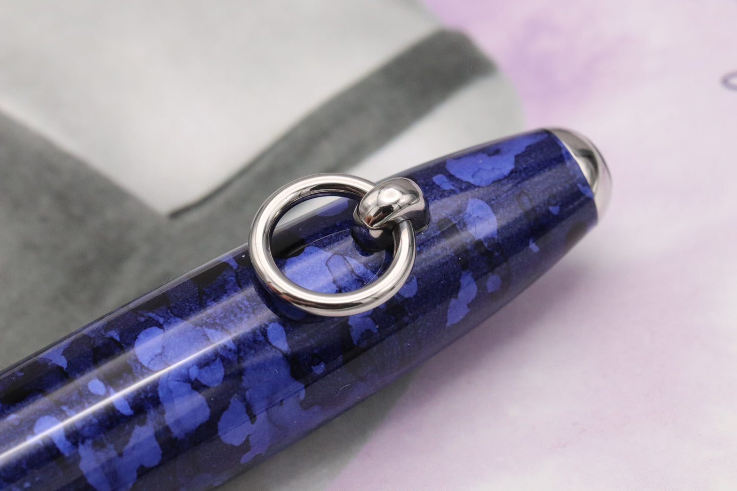 Montblanc Muses Elizabeth Taylor Special Edition Fountain Pen - DIPPED