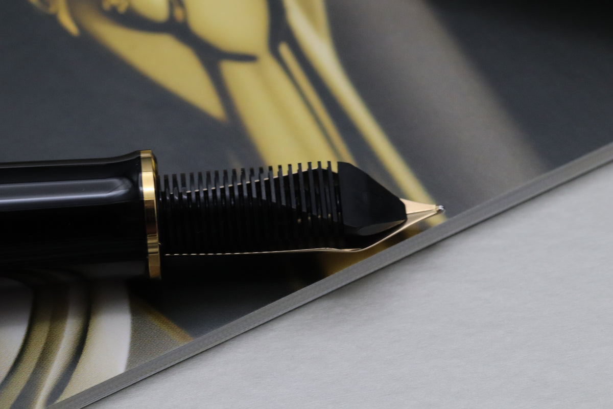 Pelikan Souveran M1000 Black Green Fountain Pen - Fine Nib - UNUSED