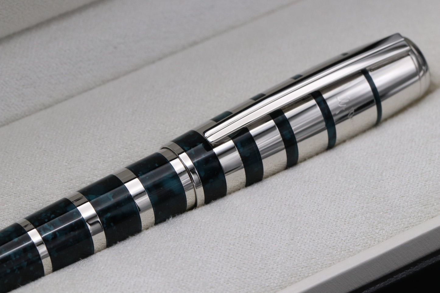 Montblanc Writers Edition George Bernard Shaw Ballpoint Pen