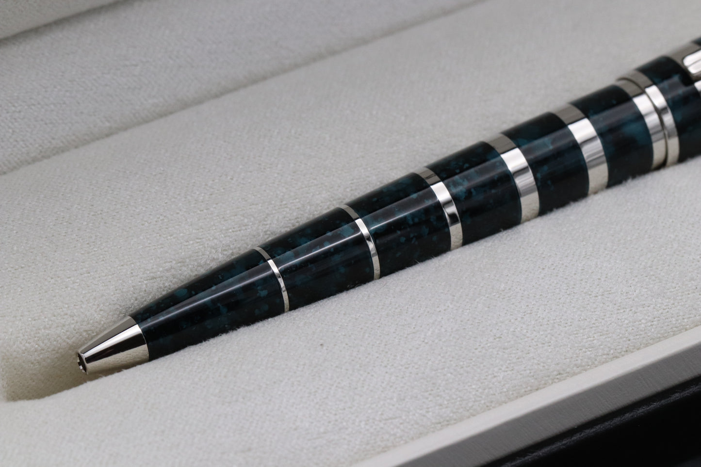 Montblanc Writers Edition George Bernard Shaw Ballpoint Pen
