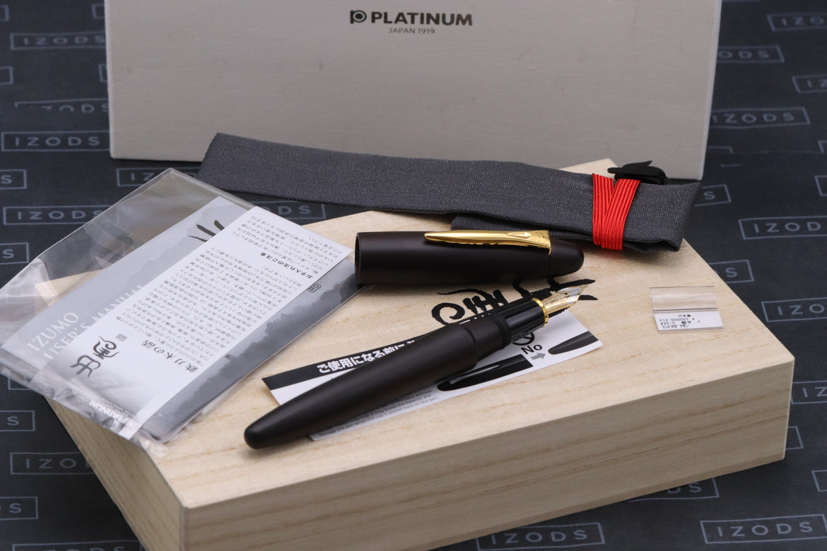 Platinum Izumo Matte Tagayasan Wood Fountain Pen - NEVER INKED
