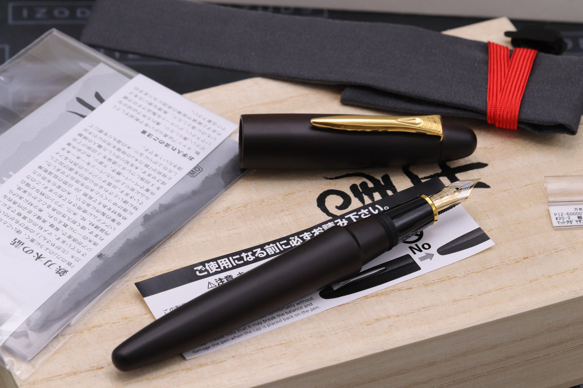 Platinum Izumo Matte Tagayasan Wood Fountain Pen - NEVER INKED