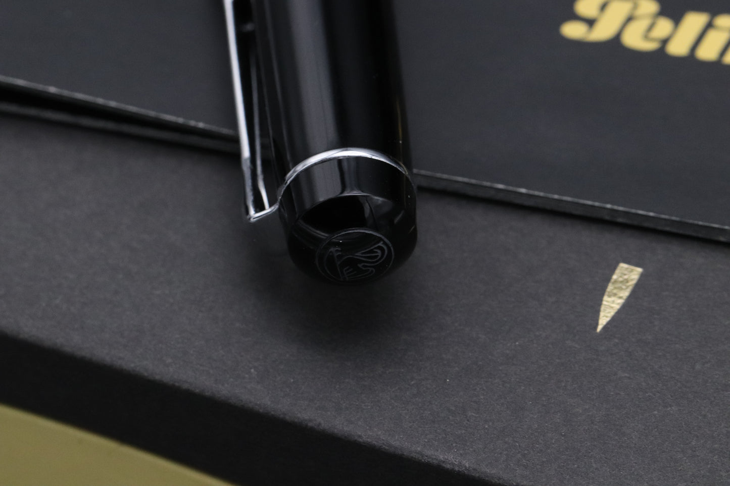 Pelikan Souveran M205 'Deutsche Telekom' Design Fountain Pen