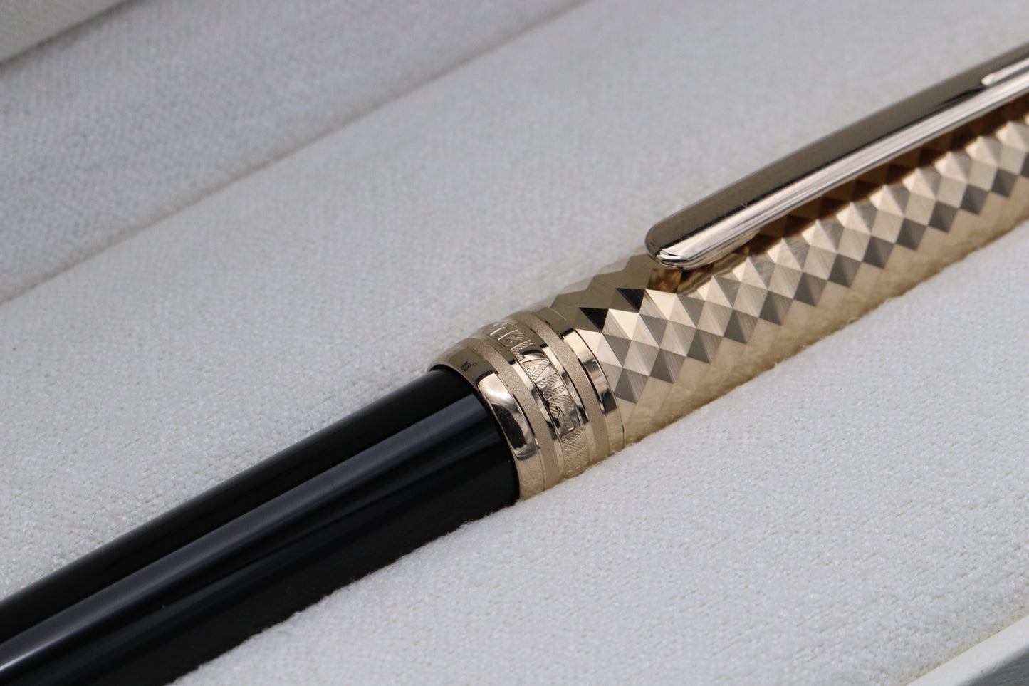 Montblanc Meisterstuck Classique Geometric Dimension Doue Ballpoint Pen - UNUSED