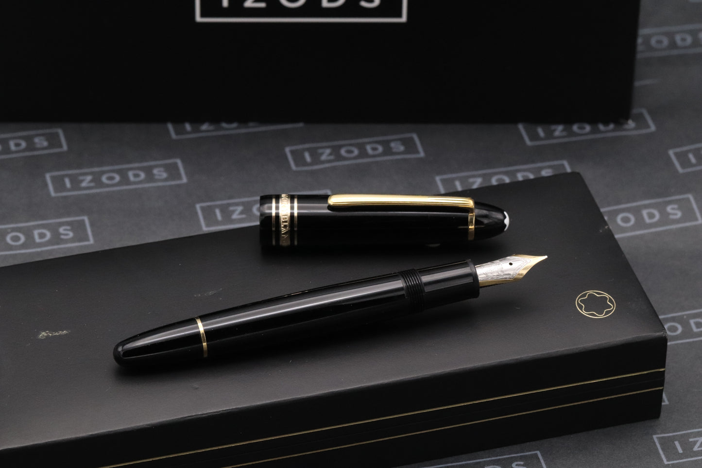 Montblanc Meisterstuck 147 Traveller Gold Coated Fountain Pen