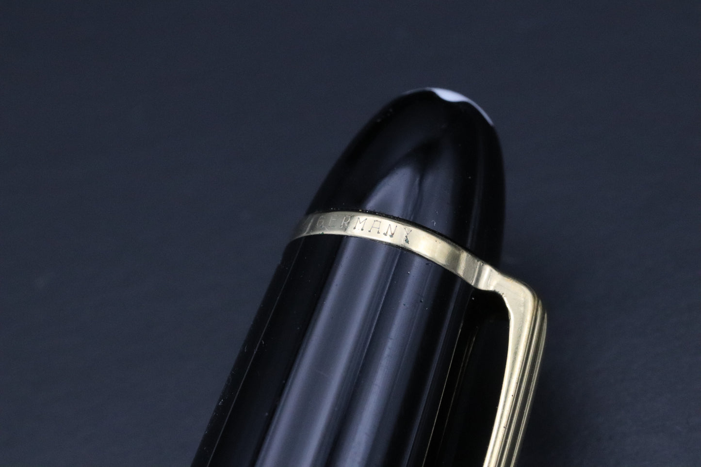 Montblanc Meisterstuck 147 Traveller Gold Coated Fountain Pen