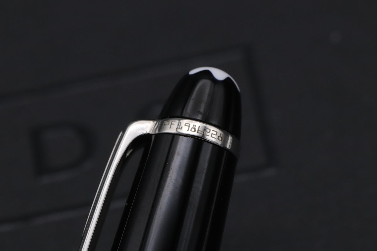 Montblanc Meisterstuck 163 Classique Platinum Coated Rollerball / Fineliner Pen